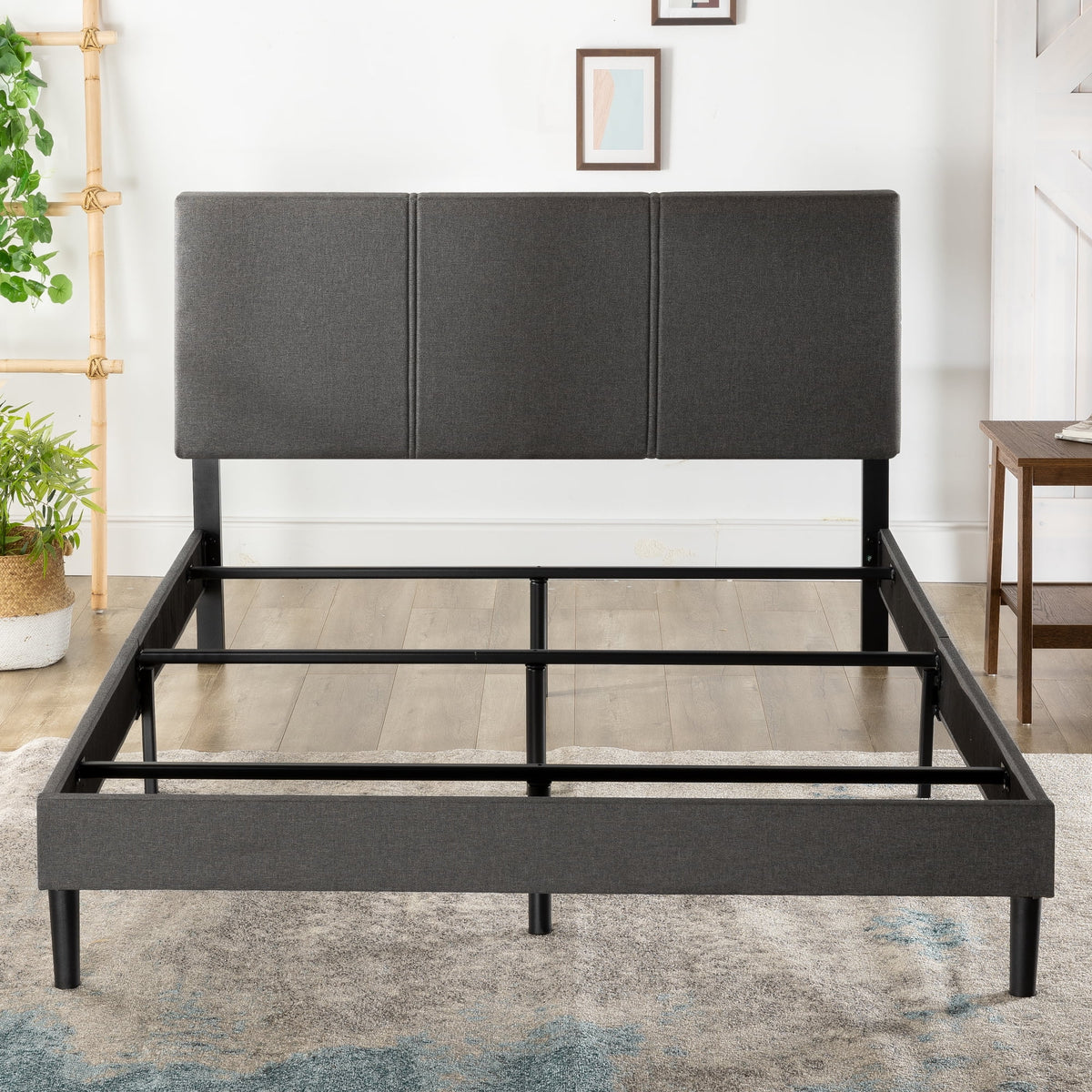 Queen Upholstered Bed Frame W662
