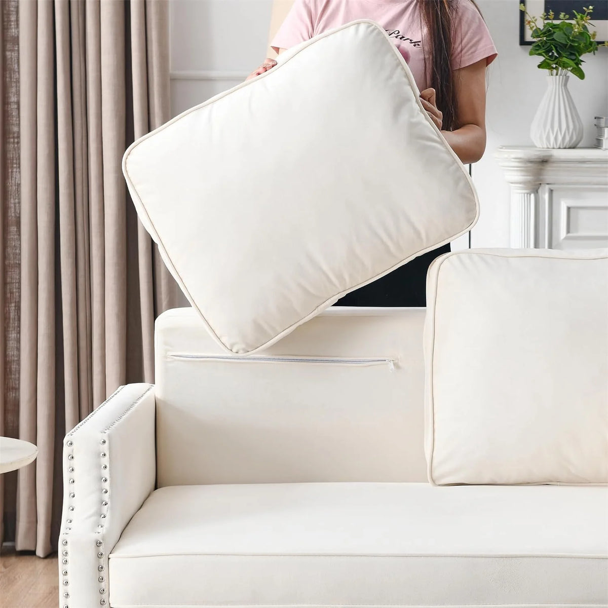 Velvet Convertible Sleeper Sofa with Pull Out Bed F670