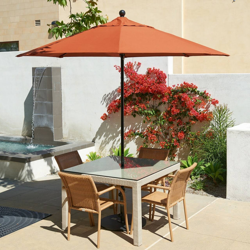 9' Fiberglass Market Umbrella V6137