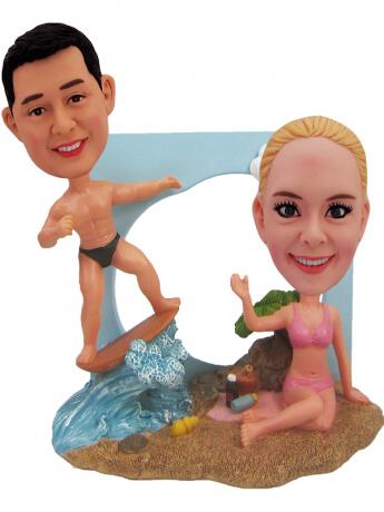 Beach Surf Couple U130711