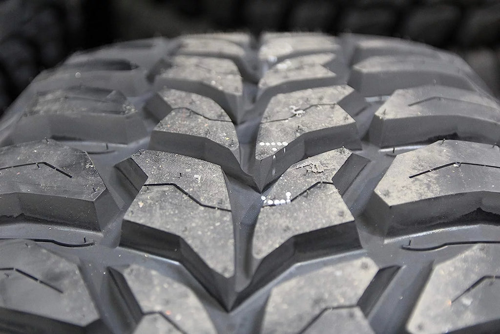 Mud Tire 275 55 20 L678969