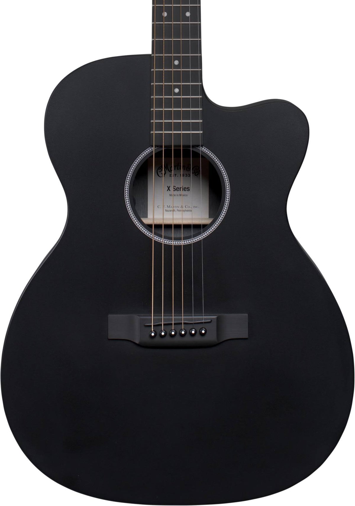 Black Acoustic Guitar Q870131