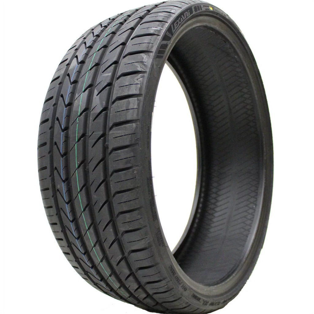225/55R19 103V XL Passenger Tire U157