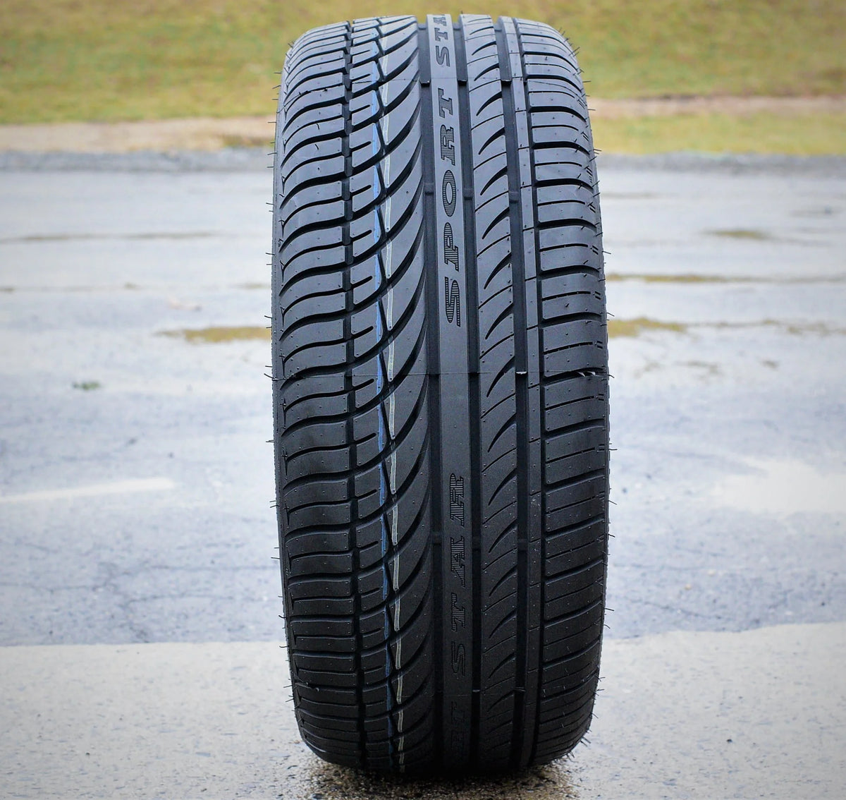 Set of 4 All Season Performance Tires R618
