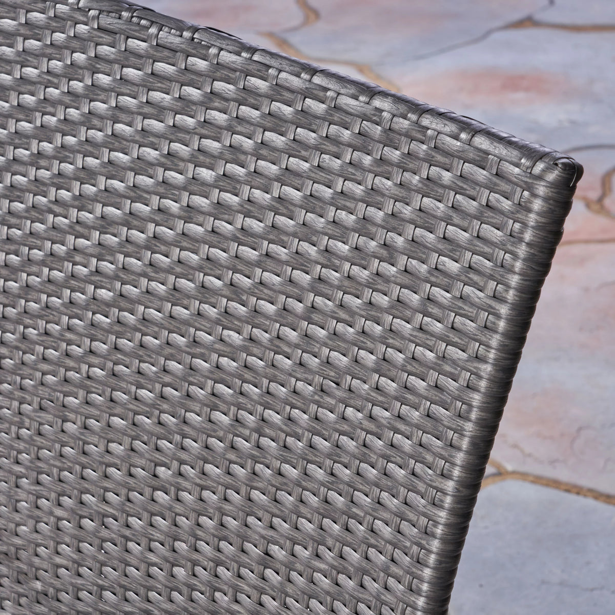 5 Piece Gray Wooden Round Patio Dining Set Z321117