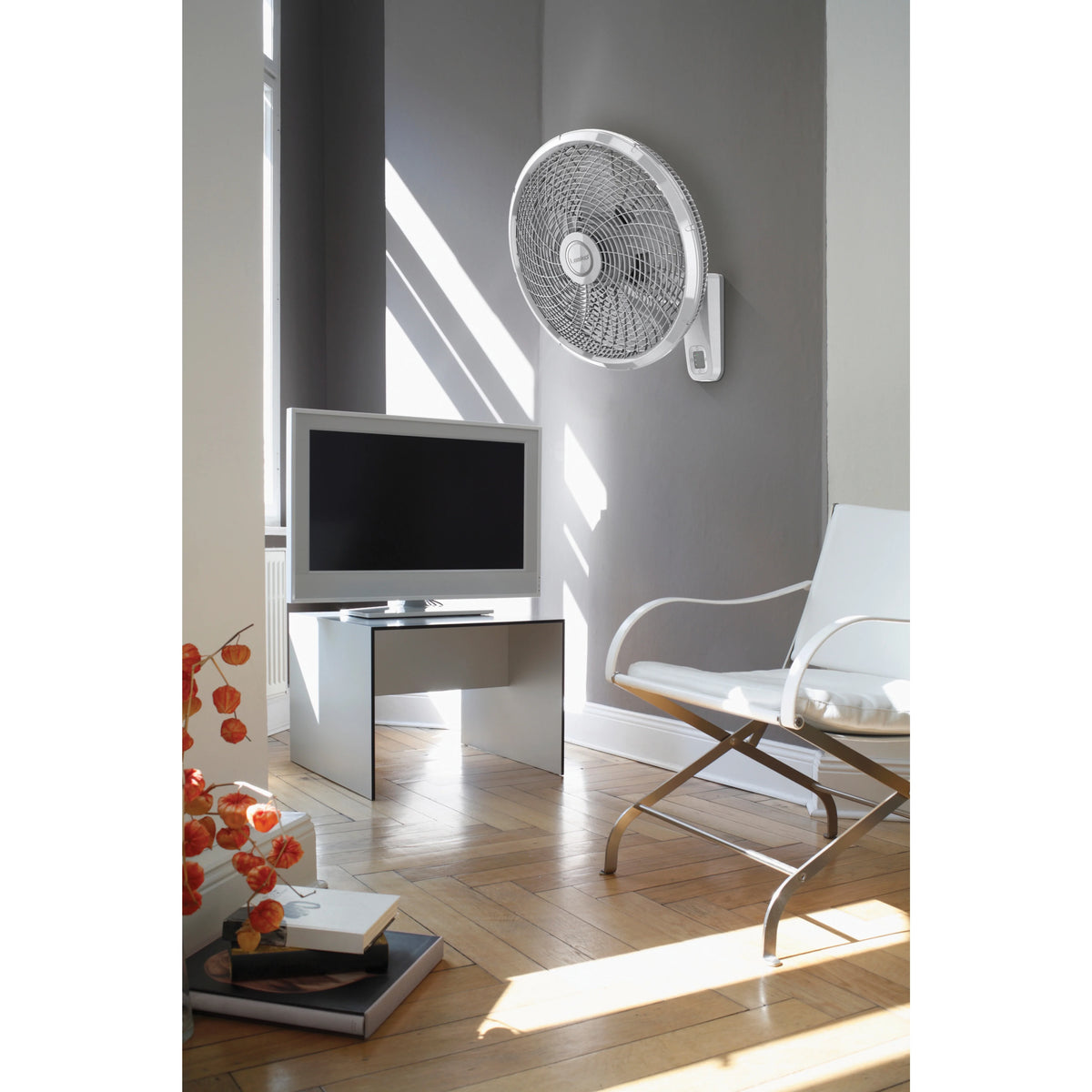 18" Oscillating Wall-Mount Fan with Remote Control T235096