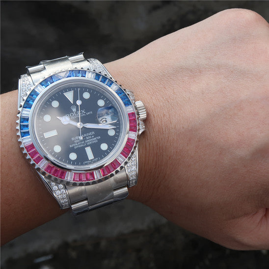 Silver Blue Red Diamond 40mm T3482