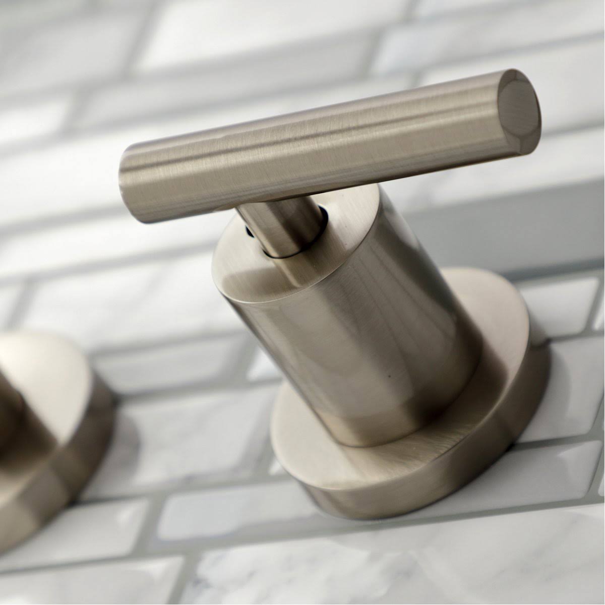 2-Handle Wall Mount Bathroom Faucet, Antique Brass X5960