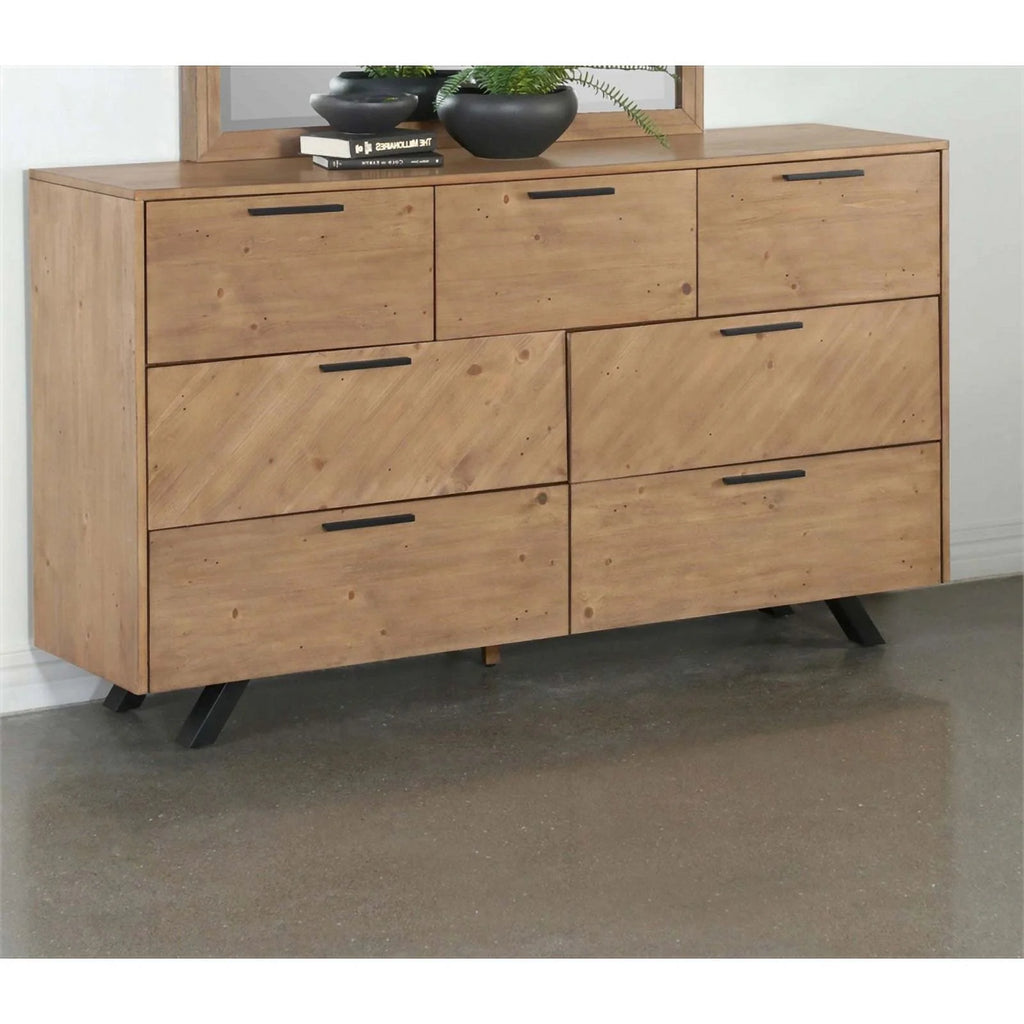 7 Drawer Wood Rectangular Dresser I5468