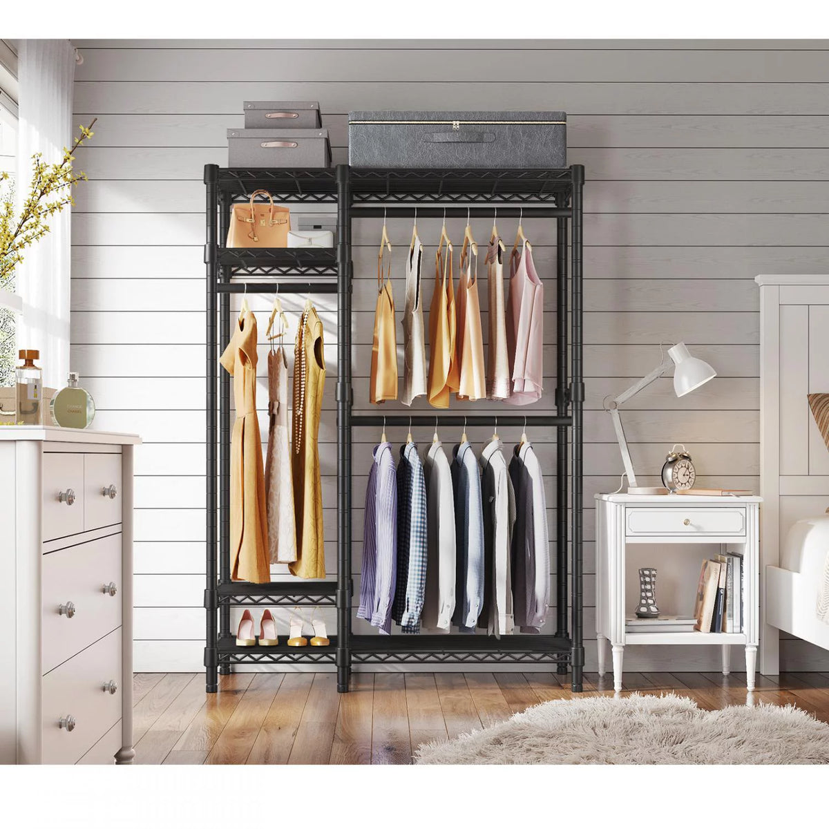 White Metal Garment Rack J41031