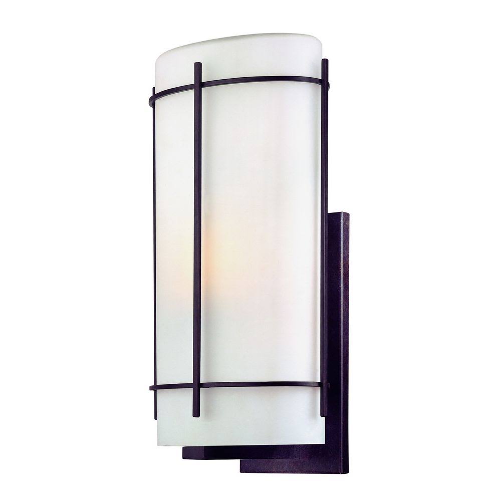 Outdoor Wall Light Olde World Iron C638