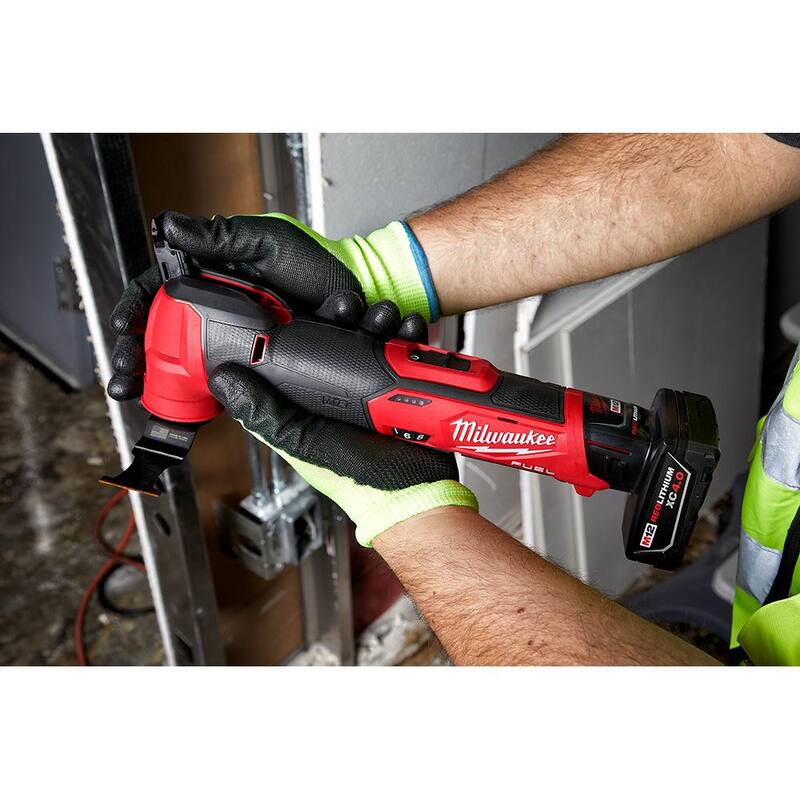 18-Volt Cordless Brushless Oscillating Multi-Tool with 5.0 Ah Battery O418182