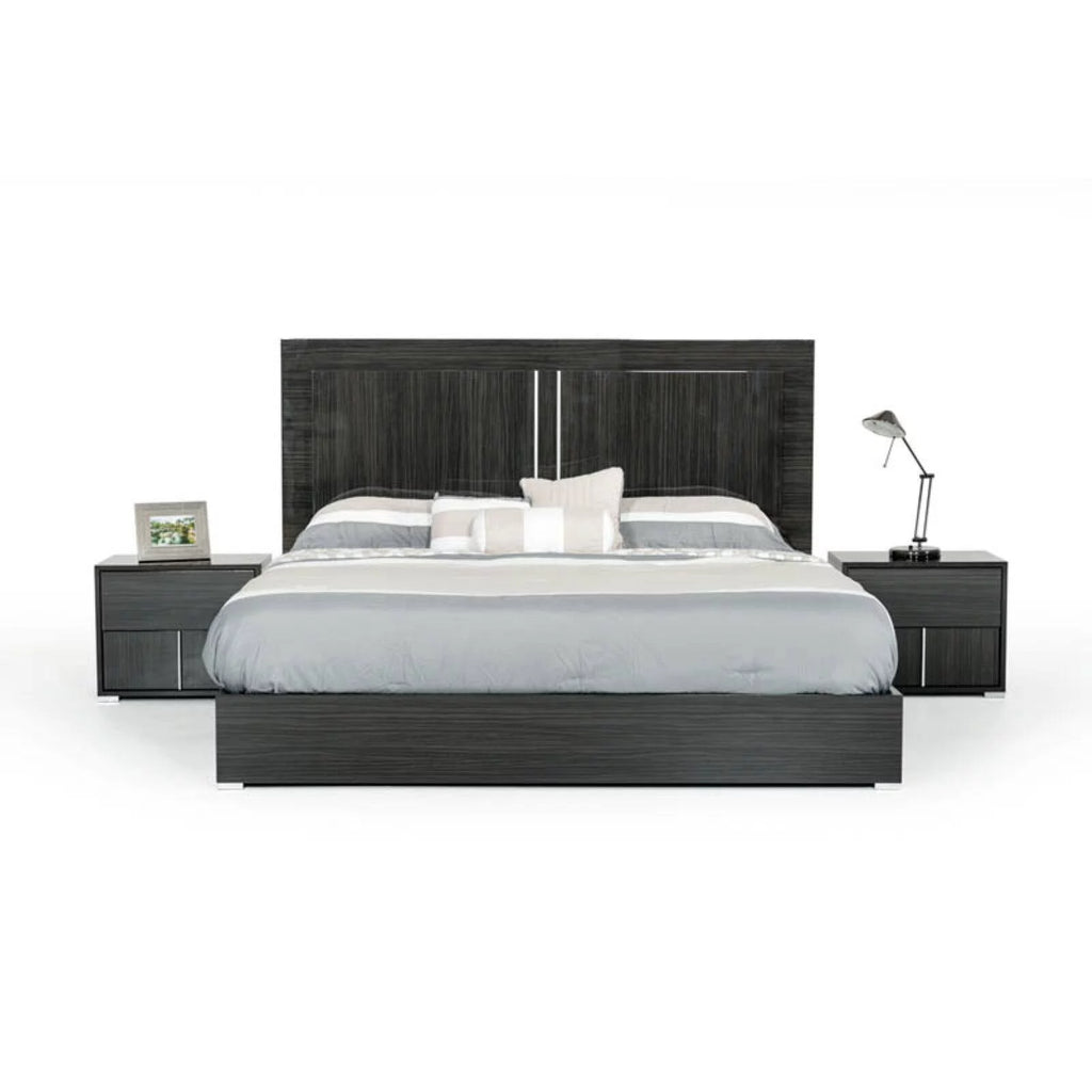Grey Nightstand Q82257
